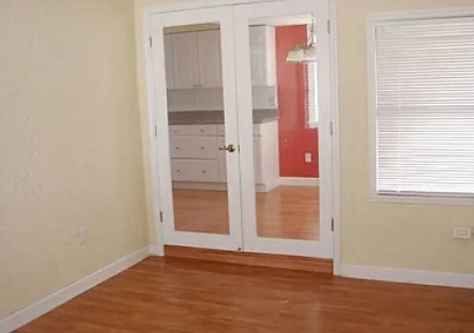 3 Bedroom Over 2000sqft — Photo 3