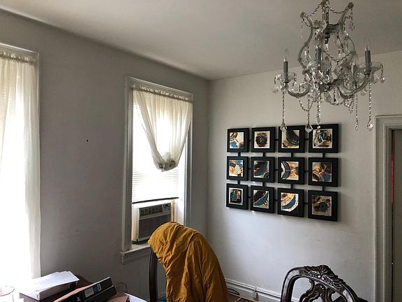 4th image of 7812 Hudson Ave Unit 102