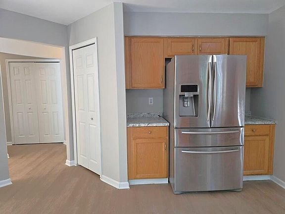 5th image of 7023 Foxcreek Dr