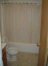 5th image of 2201 E 10th St APT H