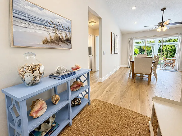 341 Suwanee Ave — Photo 10