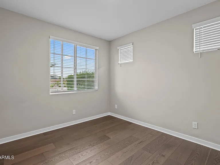 19568 W Rancho Dr — Photo 28