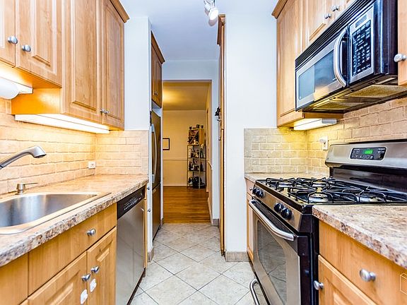 4th image of 645 W 239th St APT 2E