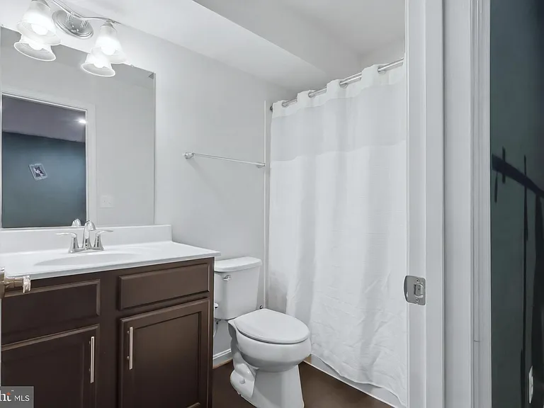 20724 Hilton Run Ct — Photo 11