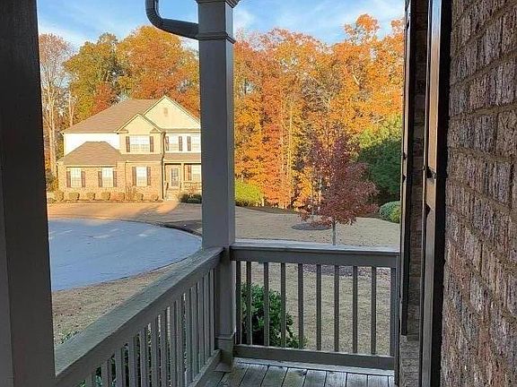 2nd image of 2522 Riverton Dr