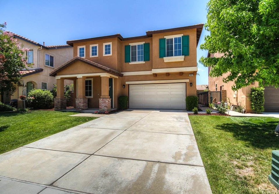2nd image of 38387 Coralino Dr