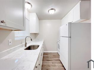 2800 21st Ave #27, Oakland, CA 94606