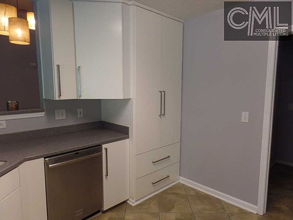5th image of 141 Highland Creek Ln