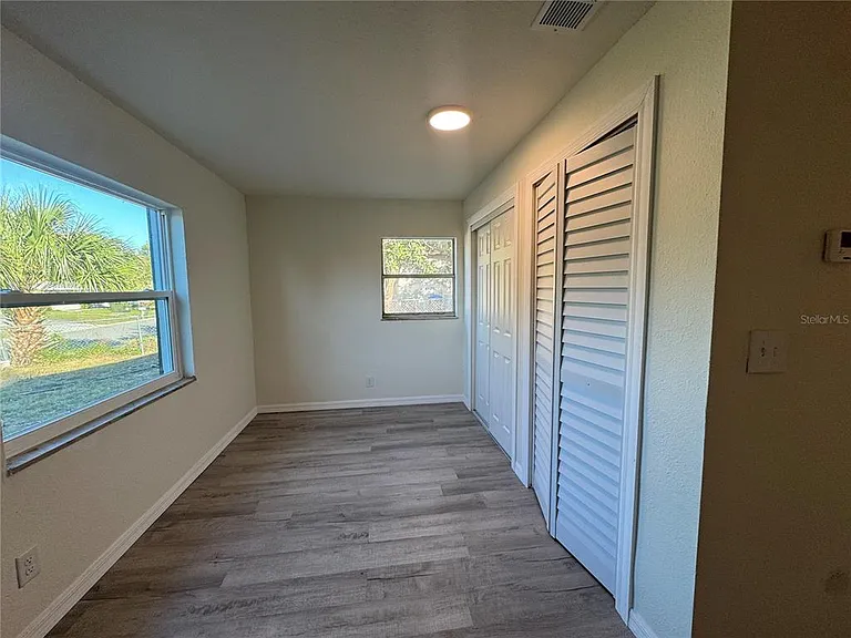 7224 Valiant Ct — Photo 12
