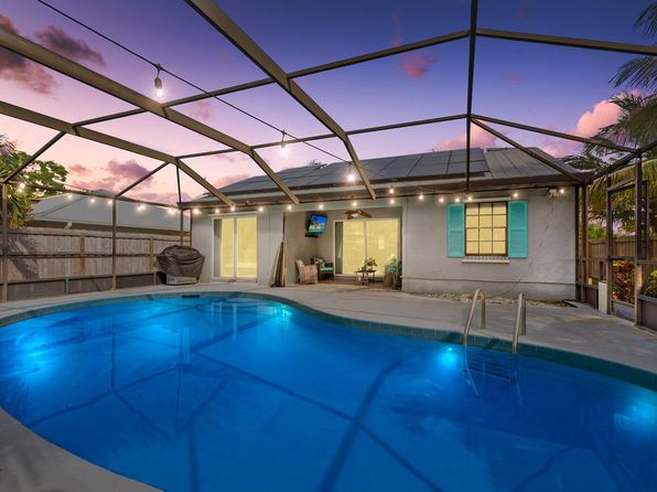 5280 SE Dell Street, Stuart, FL 34997
