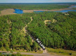 4 Kal Ln, Carrabelle, FL 32322