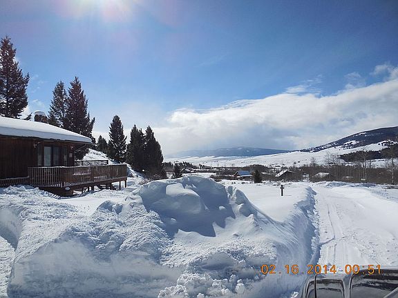 View looking in the valley.