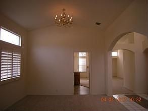 5th image of 201 Gainsborough Ct