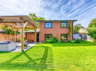 1306 Napier Cres, Oakville, ON L6H 2A4