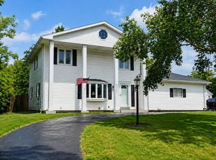 4707 S 81st STREET, Greenfield, WI 53220