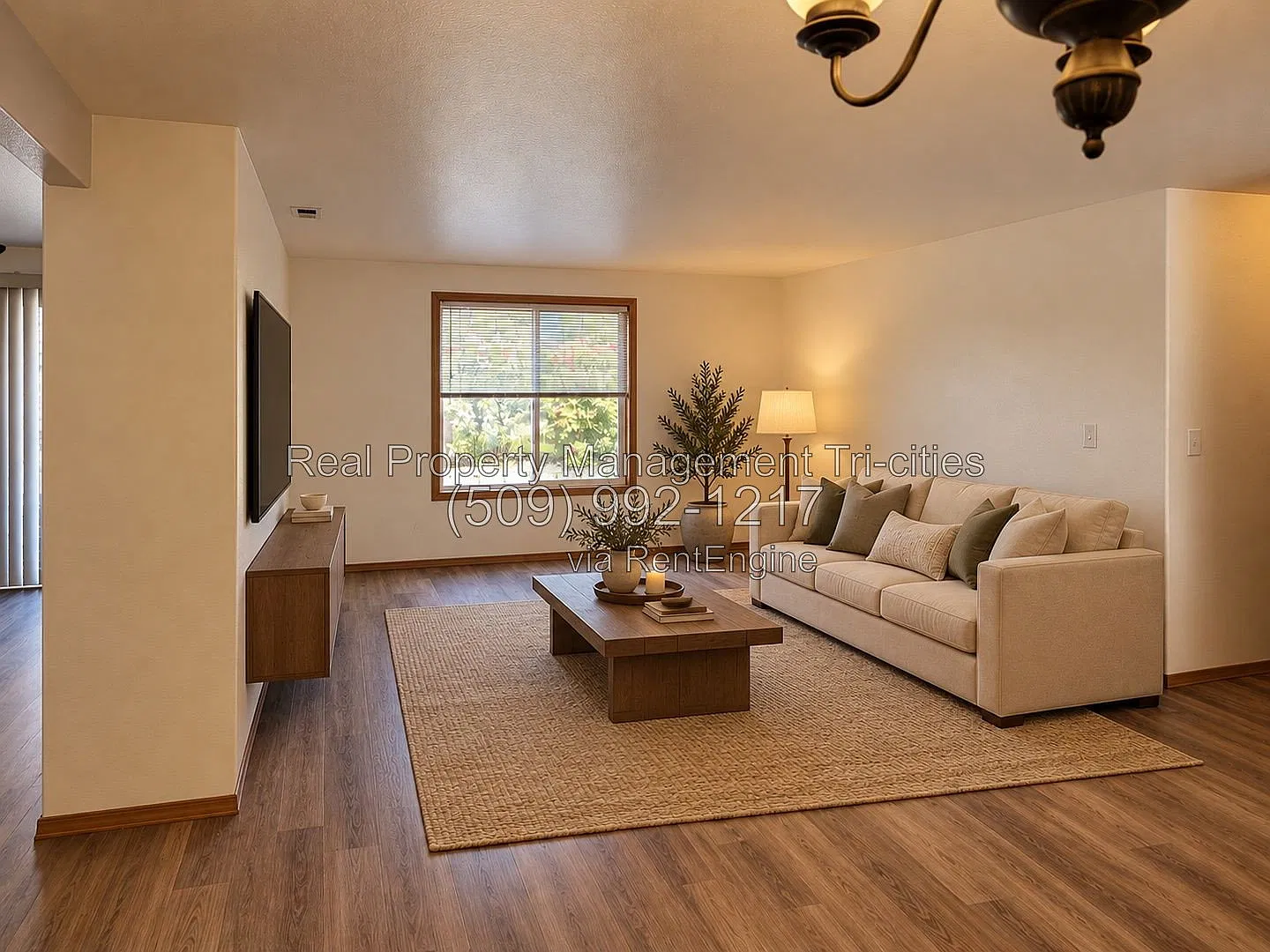 3 bed, 2.0 bath, 1488 sqft, $2,245 — Photo 3