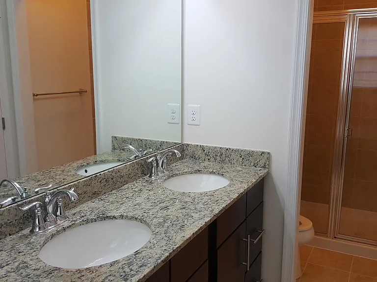 9442 Ballard Green Dr — Photo 14