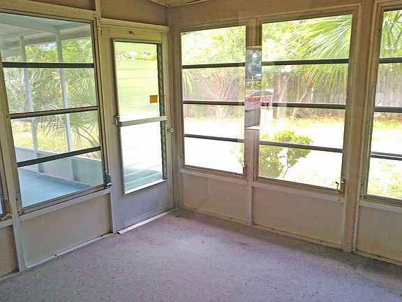 3rd image of 4514 Cynthia Ln
