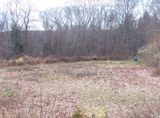 137 Plainwoods Rd, Foster, RI 02825