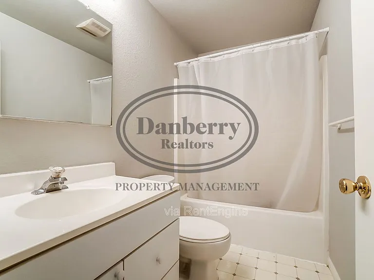 3704 Willow Run Dr — Photo 29