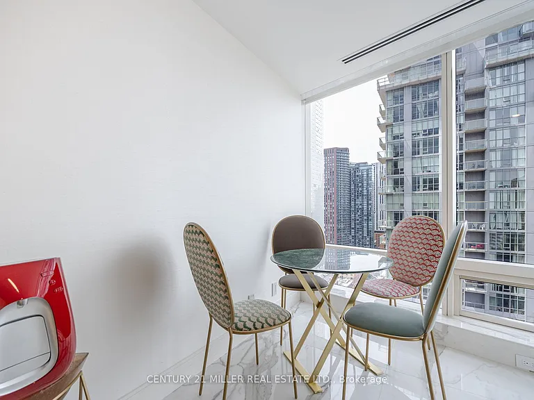 180 University Ave #2705 — Photo 20