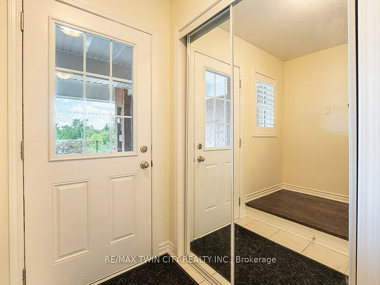 455 Guelph Ave #20 — Photo 5