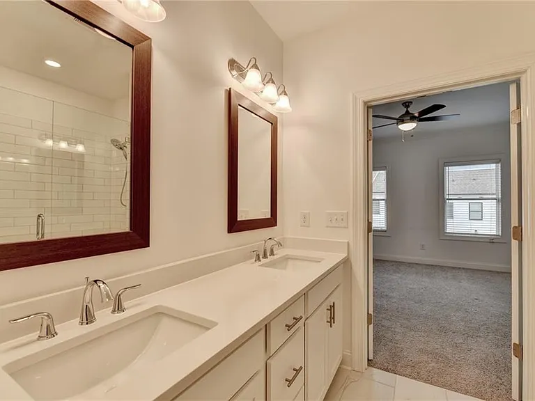 603 Millcroft Blvd — Photo 32