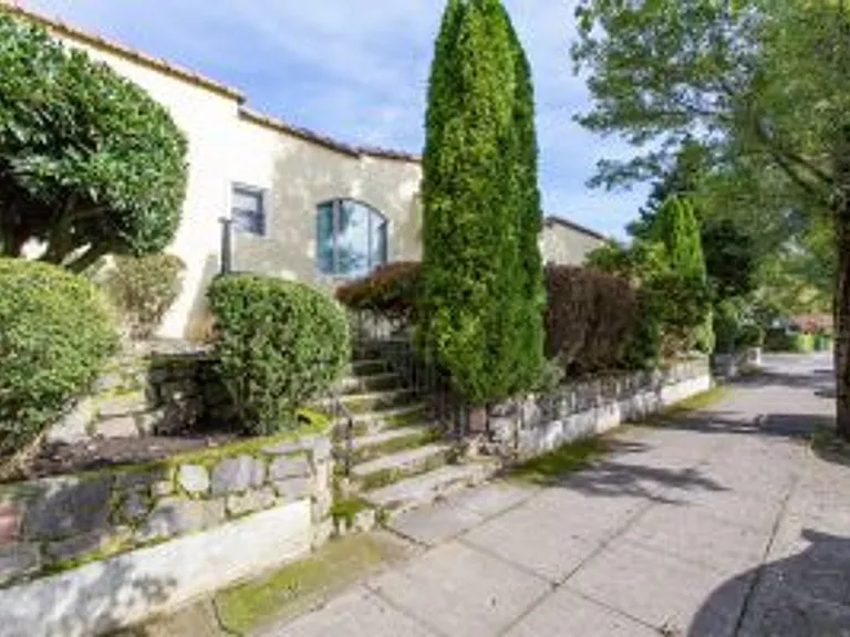 3443 SE Madison St — Photo 1