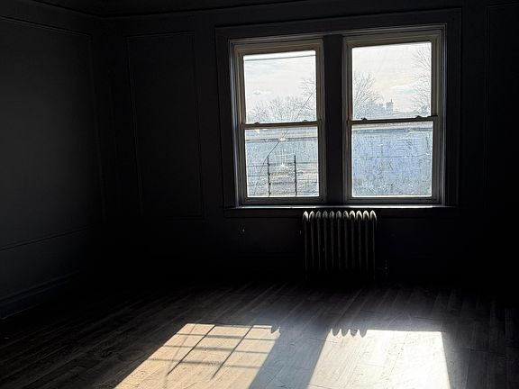 4th image of 8 Monticello Ave APT 32
