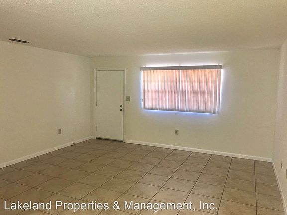 4th image of 713 1/2 Johnson Ave #6439136