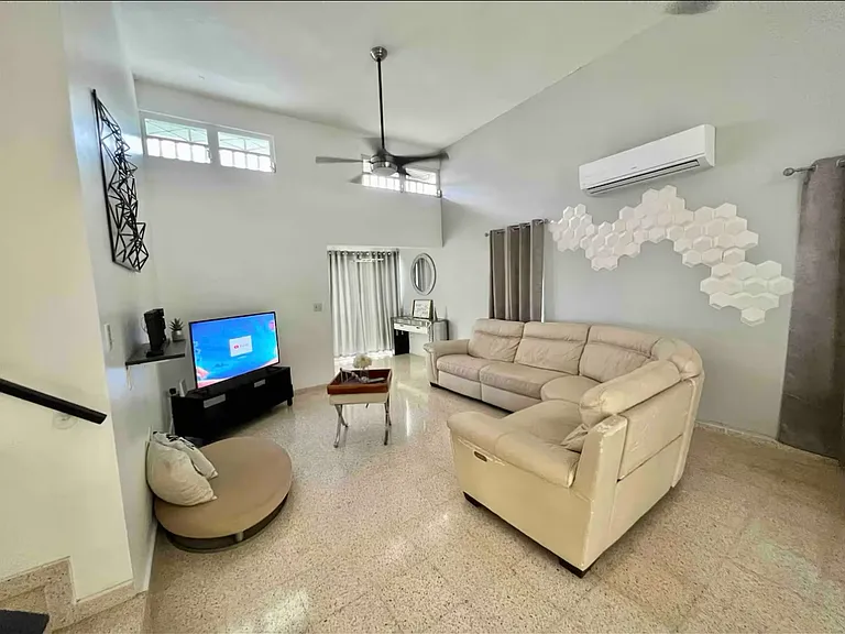 305 Calle La Bolera — Photo 6