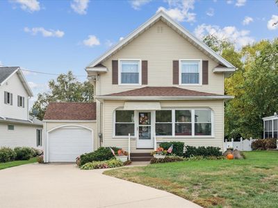 1760 Plymouth Ct, Dubuque, IA, 52003