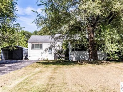 4 Circle Dr, Windsor, MO, 65360