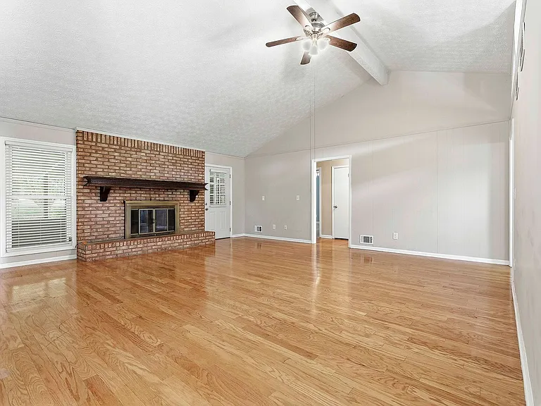 230 New Oak Ridge Trl — Photo 14
