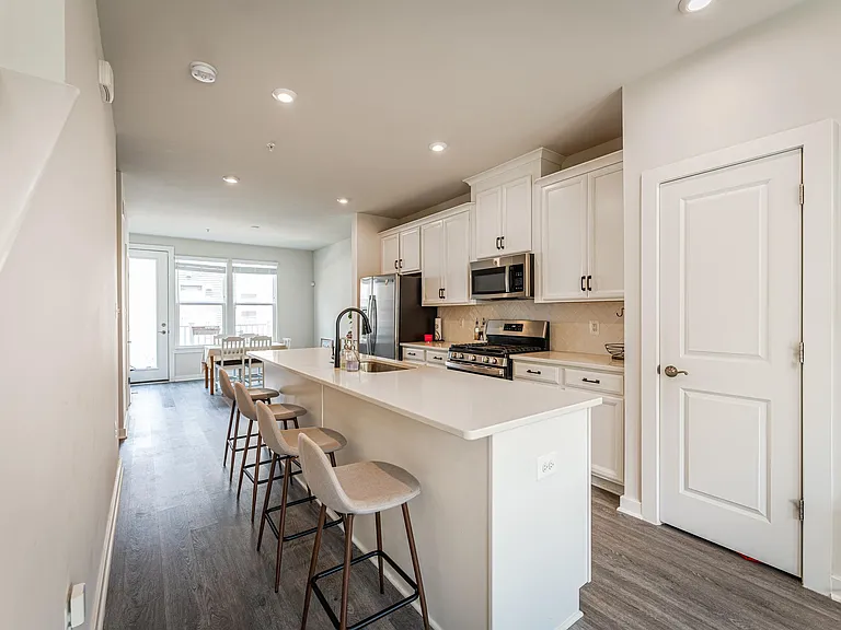 2503 Emerald Branch Dr — Photo 9