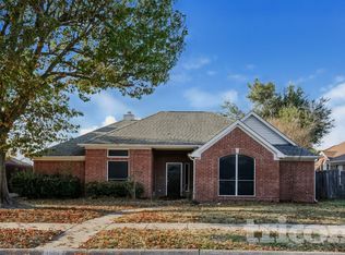 1801 Pecan View Dr, Garland, TX 75040