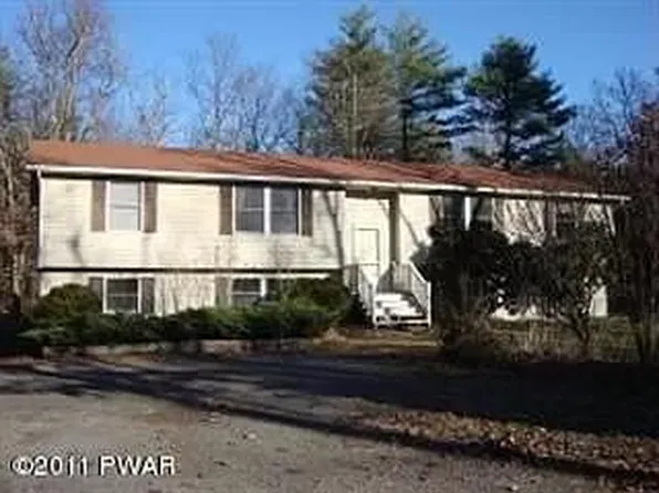 135 Schocopee Rd, Milford, PA 18337