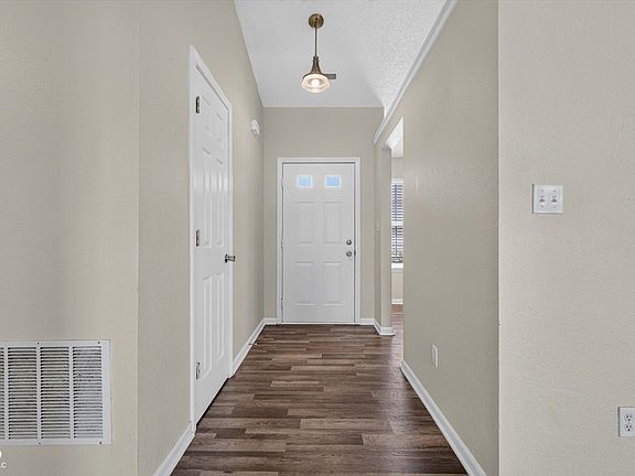 3rd image of 5742 Ashcroft Dr