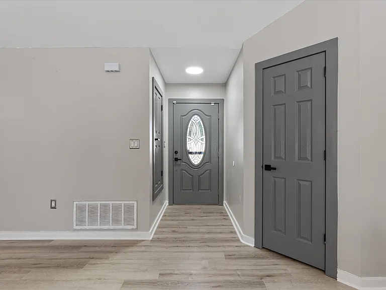 131 Nicole Ln — Photo 14