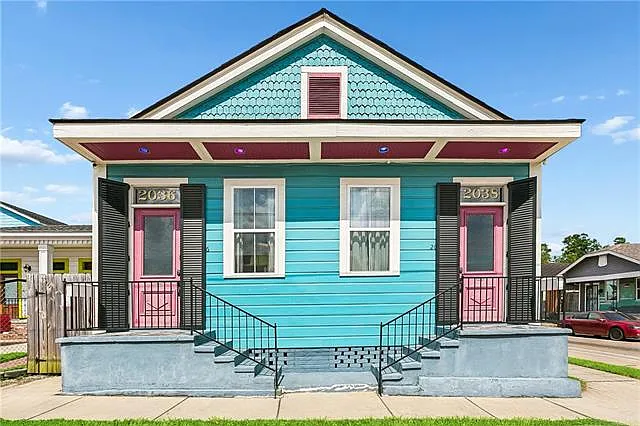 2038 Spain St — Photo 1