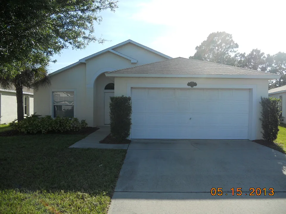 540 Benton Dr