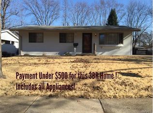 1080 Bluefield Dr, Florissant, MO 63033