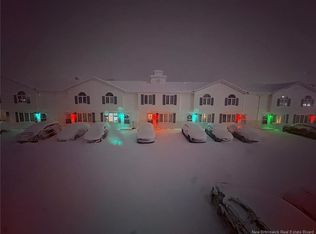 27 Lonsdale Dr #5, Moncton, NB E1G5E4