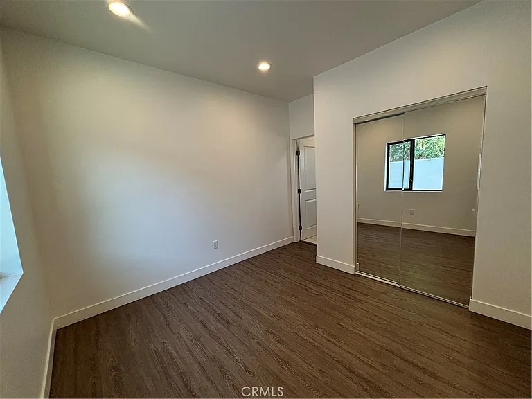 1664 Glen Ave — Photo 14