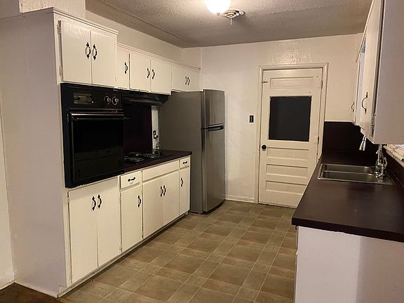4th image of 3809 NW Euclid Ave