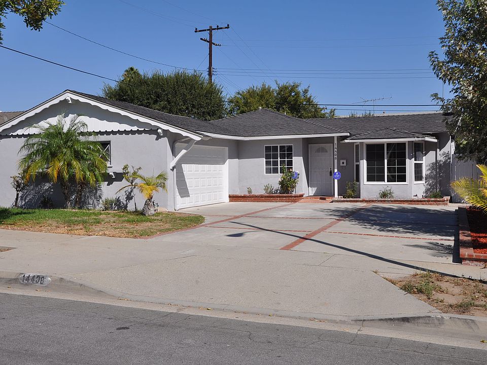 1st image of 14408 Stanton Ave