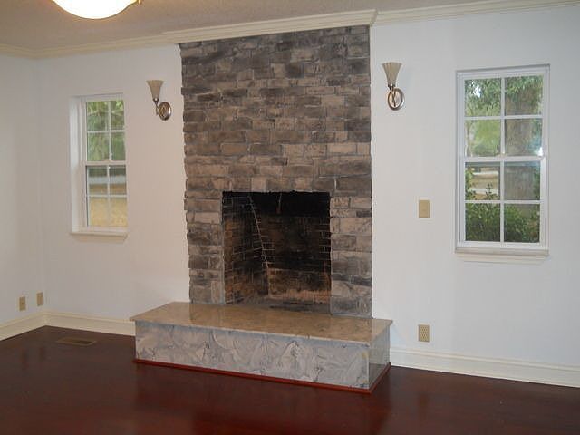 2nd image of 98 Mackay Dr
