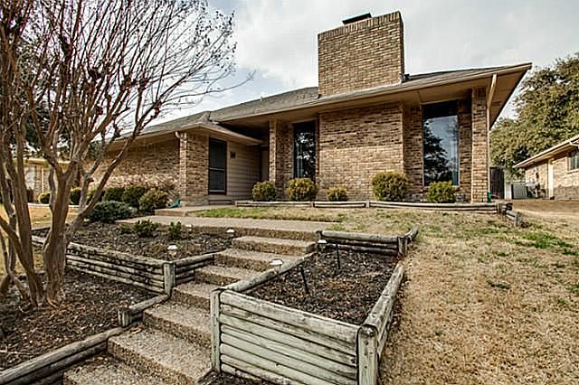 2nd image of 6027 Black Berry Ln