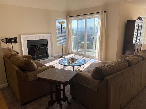 2nd image of 475 Mountain View Dr APT 1