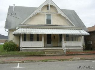 207 2nd St, Saint Marys, WV 26170
